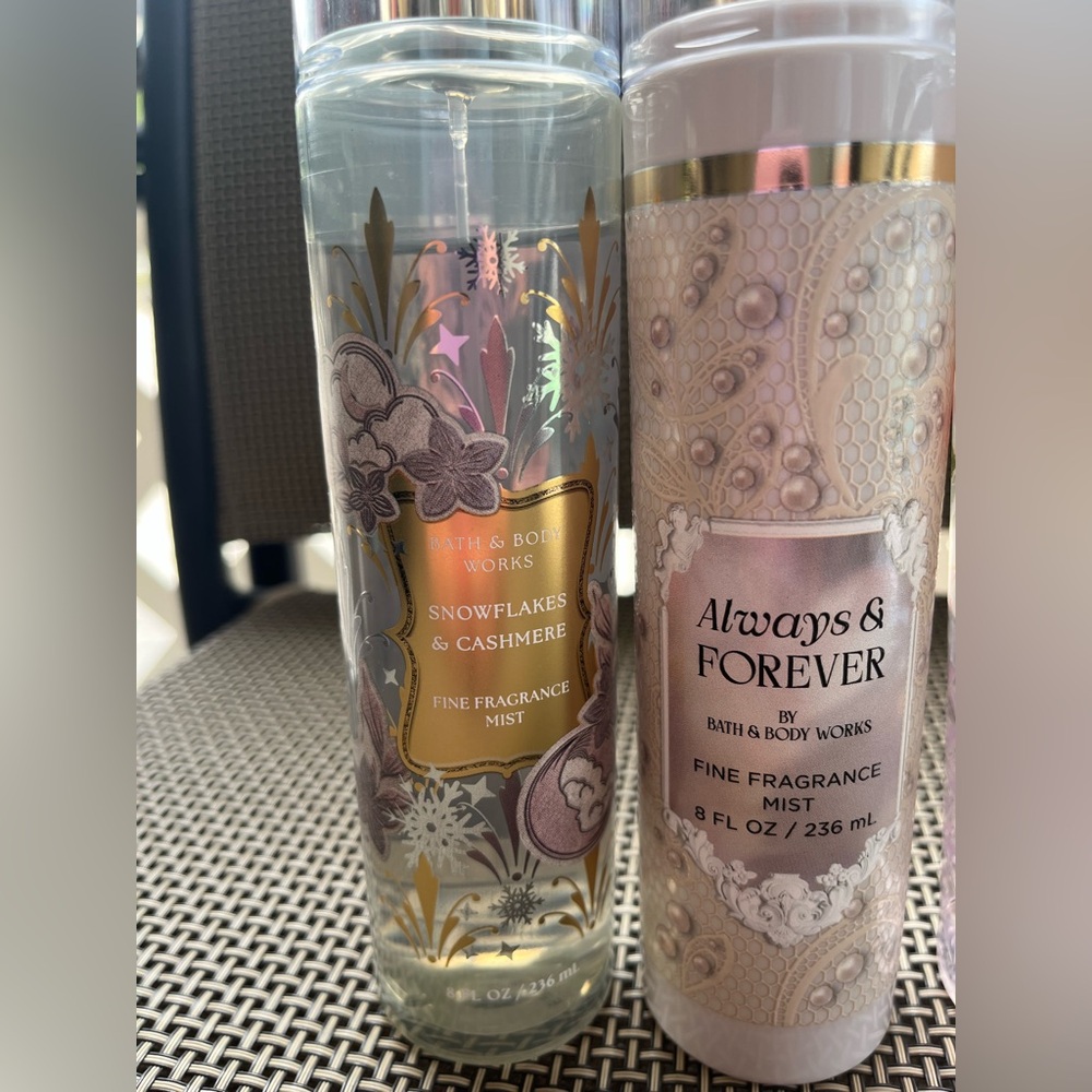 BATH AND BODY WORKS BODY MIST - Picture 2 of 3